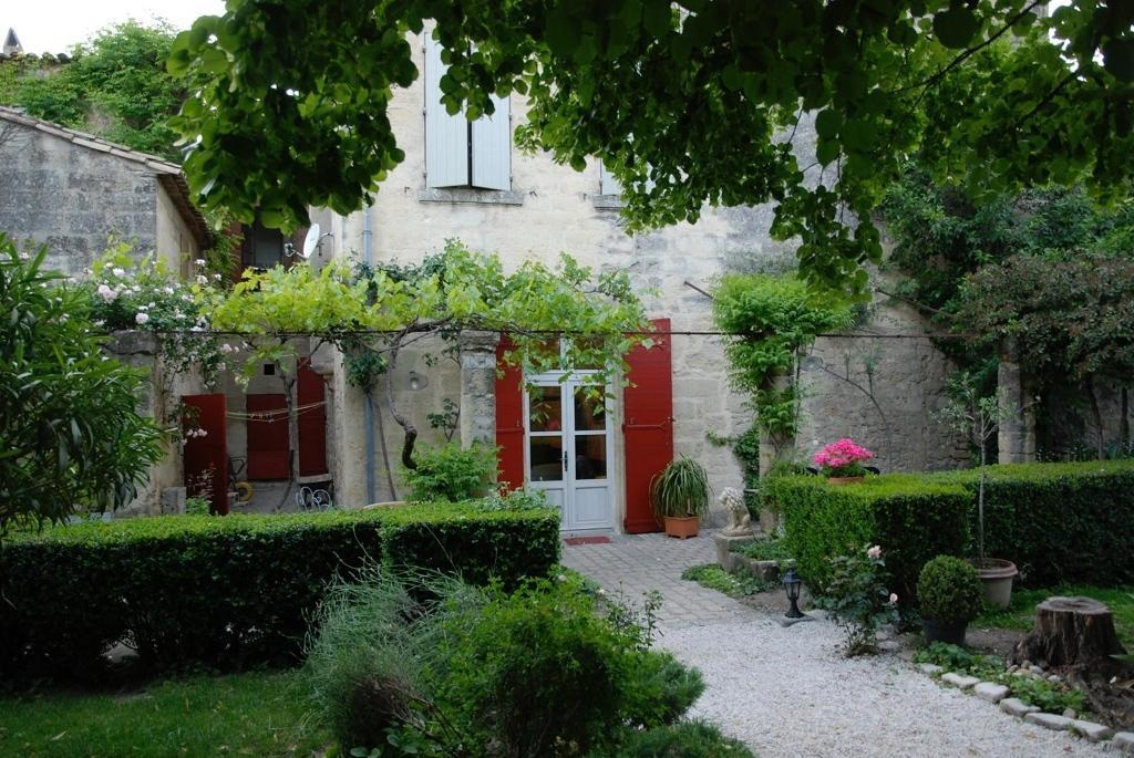 לינה וארוחת בוקר Uzès Le Richelieu מראה חיצוני תמונה